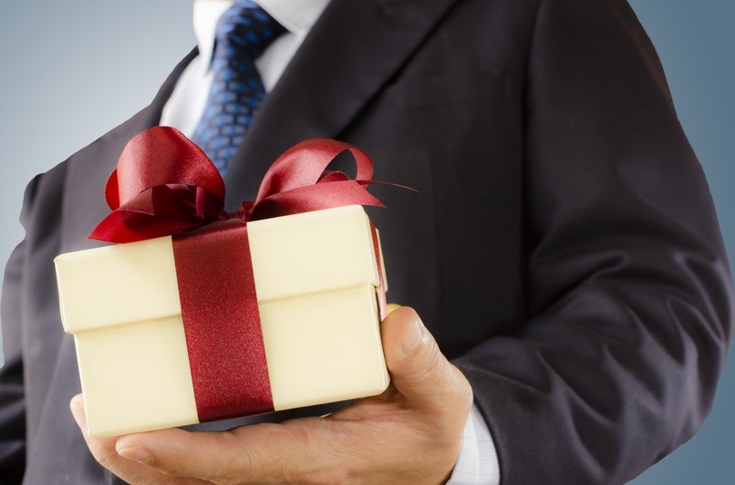 Les cadeaux d'entreprise sont-ils deductibes de vos impots ?